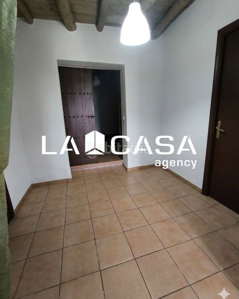 Foto 0a18e46b-d789-4752-a713-6c0cf9b4d322. Casa aparellada a Ronquillo (El)
