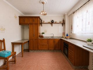House in Morón de la Frontera. Casa en venta en morón de la frontera