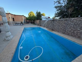 Maison jumelée à Cerros de Montequinto. Casa o chalet independiente en venta en cerros de montequinto