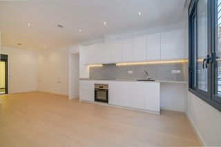 Etagenwohnung in Carrer victòria 95. Estudio de obra nueva en marianao - ¡tu nuevo hogar te espera!
