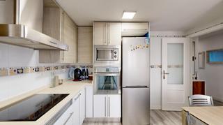 Pis a Carril de basilio 9. Vivienda en esquina lista par entrar a vivir con vistas al crist