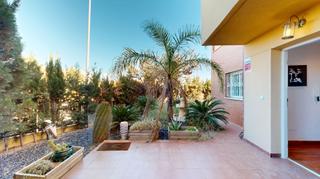 Casa pareada en Calle Rosalía de Castro 55