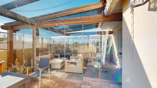 Casa pareada en Calle rosalía de castro 55. Tu nuevo hogar en la zona de moda  junto al tranvía