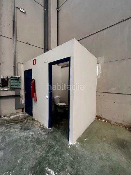 Foto 61c59c06-644f-4472-af43-8ce94801f826. Alquiler nave industrial en carrer bassa miquela 8 se alquila nave en polígono parc empresarial en Calafell
