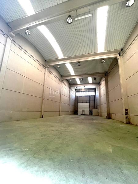 Foto 68f5d5f5-28b2-4063-8628-5019d9e75070. Alquiler nave industrial en carrer bassa miquela 8 se alquila nave en polígono parc empresarial en Calafell