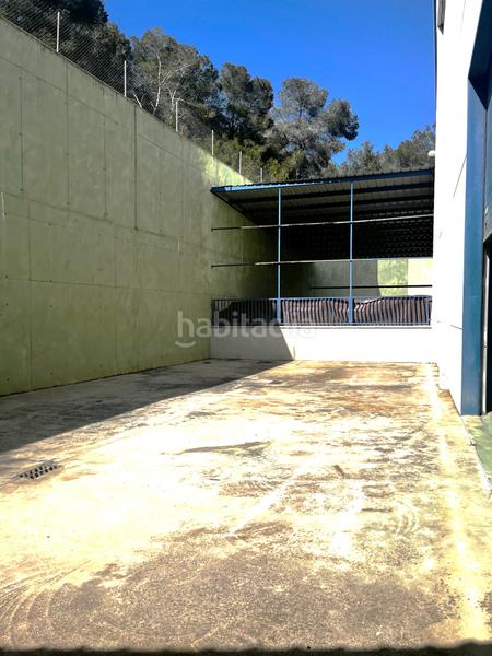 Foto 8009e93f-24a2-4b8d-b5cd-17c7fd7da4f7. Alquiler nave industrial en carrer bassa miquela 8 se alquila nave en polígono parc empresarial en Calafell