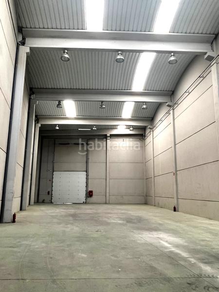 Foto 943003a8-f37c-42ca-914e-35c911de32b5. Lloguer nau industrial a carrer bassa miquela 8 a Calafell