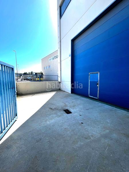 Foto 9e9e7a52-8ab8-4c6d-bdac-48596834f10b. Lloguer nau industrial a carrer bassa miquela 8 a Calafell