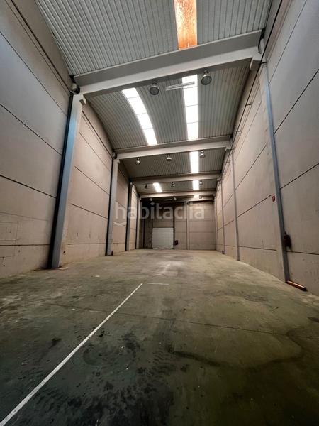 Foto 81fc37ba-d430-4a9a-8955-33ccfbcfb73b. Miete fabrikhalle in carrer bassa miquela 8 in Mas romeu Calafell