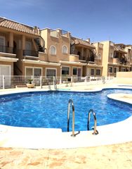 Location Appartement  Avenida del secano. Precioso piso de 2 habitaciones con 2 baños y terraza. urb. con