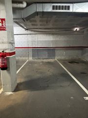 Posto auto in Carrer Ample 211