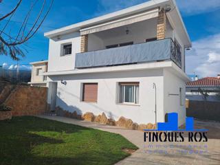 Chalet in Boverals-Saldonar. Chalet con jardín y barbacoa cerca del mar