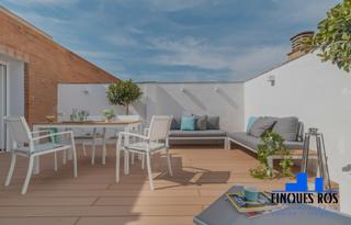 Location Attique à Casco Urbano. Atico con amplia terraza