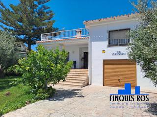 Chalet en Boverals-Saldonar. Chalet independiente muy cerca del pueblo y el mar