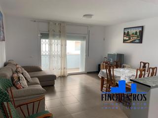 Appartement à Casco Urbano. Piso con parking y piscina comunitaria en casco urbano