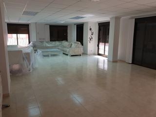 Office space in Casco Urbano. Ideal para oficinas o vivienda