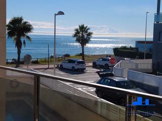 Apartamento en Costa Norte. Exclusivo apartamento en primera linea del mar con piscina
