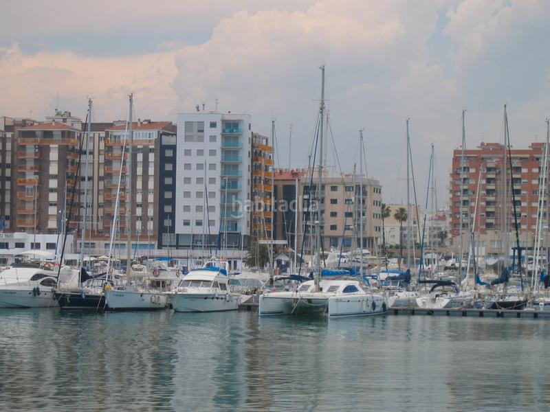 Foto 90faaed4-db8e-424b-b23f-c833b75bad8a. Alquiler piso  en Casco Urbano delante del mar en Vinaròs