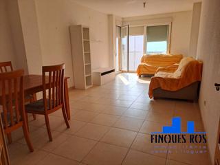 Location Appartement à Casco Urbano. Amplio y luminoso piso en alquiler con plaza de parking