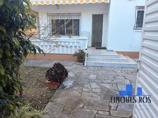 Chalet en Boverals-Saldonar. Chalet en una planta costa norte