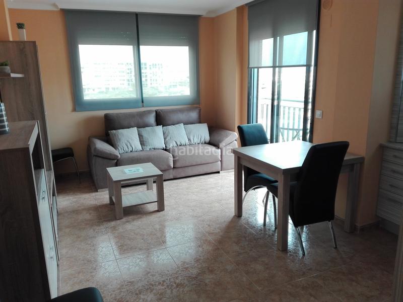 Foto 87b7cdd6-ef82-4634-a408-30bba9f8f883. Alquiler piso  centrico en alquiler solo para profesorado en Vinaròs