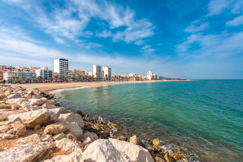 Foto 7b8d031a-9009-4945-80f0-e82f26a76e24. Alquiler piso  de alquiler para maestros de septiembre a junio en el paseo marítimo en Vinaròs