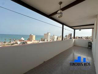 Pis a Casco Urbano. Piso con vistas al mar en venta