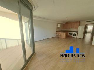 Piso en Casco Urbano. Piso céntrico con terraza y parking