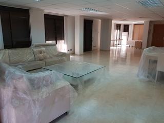 Oficina en Casco Urbano. Ideal para oficinas o vivienda