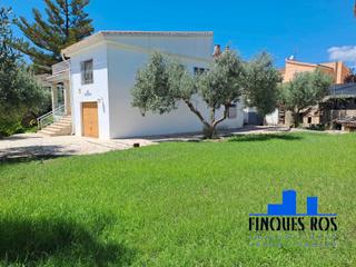 Chalet à Boverals-Saldonar. Chalet independiente muy cerca del pueblo y el mar