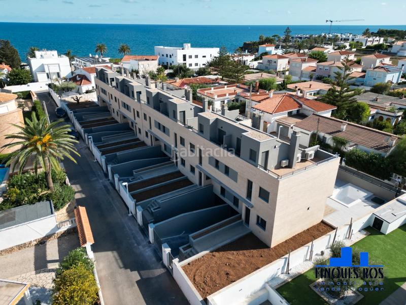 Foto e2172d1f-0ea6-4b1b-b433-299078274bf1. Casa adossada amb aparcament piscina a Costa Norte Vinaròs