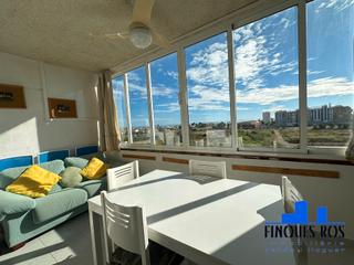 Piso en Casco Urbano. Piso centrico y muy cerca del mar