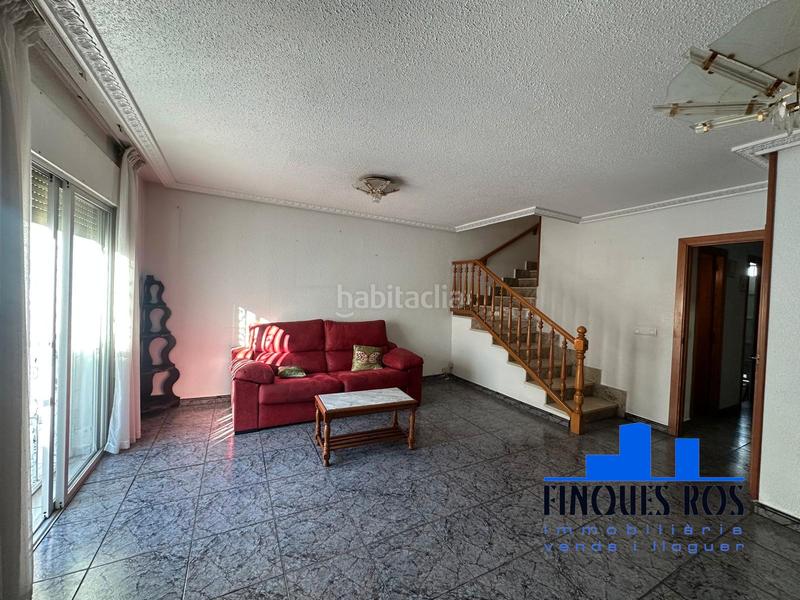 Foto 58e45580-c8c5-45d1-8feb-3ce1be3c76cd. Casa adosada  en venta en Casco Urbano Vinaròs