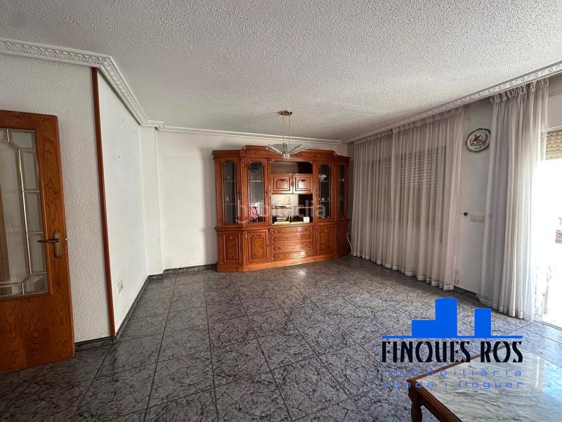 Foto e6583a8b-da39-40d5-b49d-1827a67fdb54. Casa adosada  en venta en Casco Urbano Vinaròs