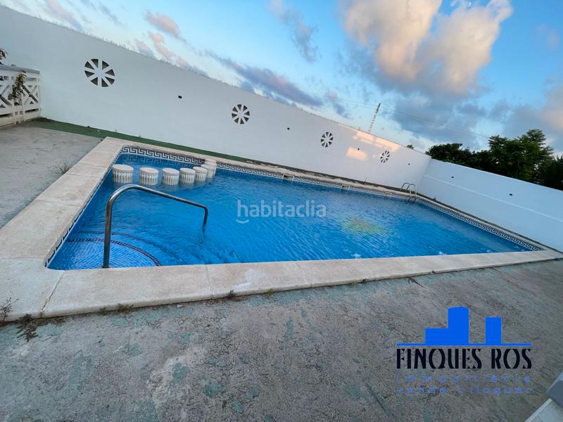 Foto 5ae440ed-5e6f-4c2d-893c-37a06e59fd5a. Reihenhaus mit pool in Boverals-Saldonar Vinaròs