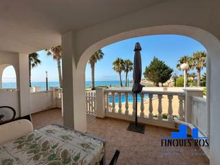 Apartament a Costa Norte. Exclusivo apartamento en primera linea del mar con piscina