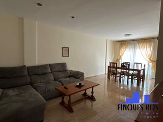 Rent Flat in Casco Urbano. Amplio y moderno piso en alquiler