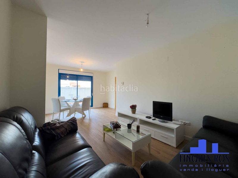 Foto 299515d8-0878-4008-abac-8cea6e3276f0. Àtic amb calefacció aparcament a Casco Urbano Vinaròs