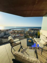 Piso en Casco Urbano. Vivienda con vistas al mar