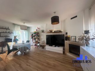 Casa a schiera in Cala Puntal. Encantadora casa con terreno en venta cerca del mar