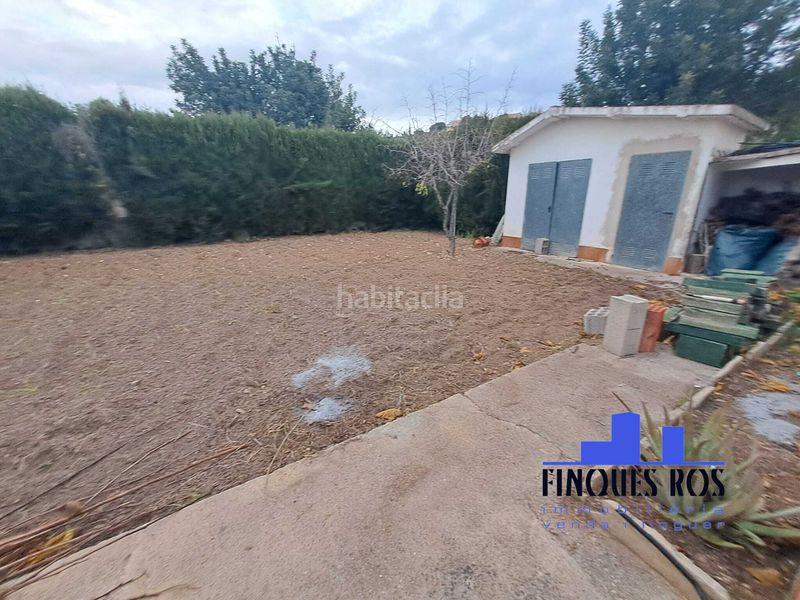Foto 0769d3fc-eb89-4872-a22f-2b12d28df286. Xalet amb xemeneia calefacció aparcament piscina a Vinaròs