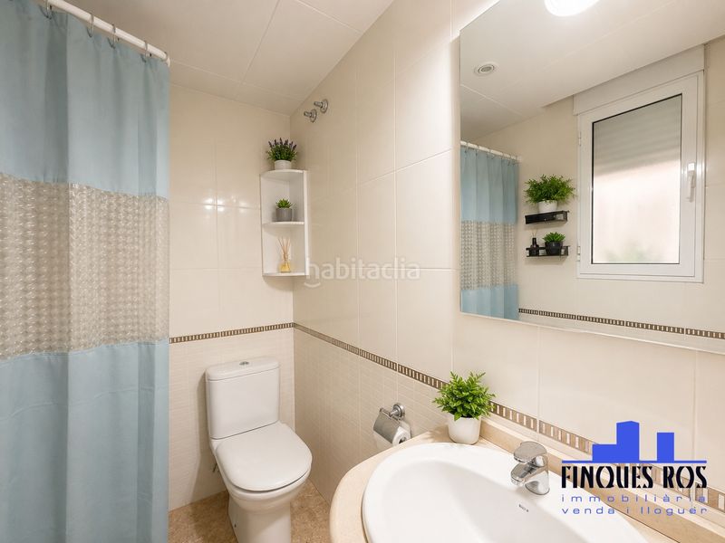 Foto fd0ae99e-25ce-4570-988b-a5b6f832e91e. Pis amb calefacció aparcament a Casco Urbano Vinaròs