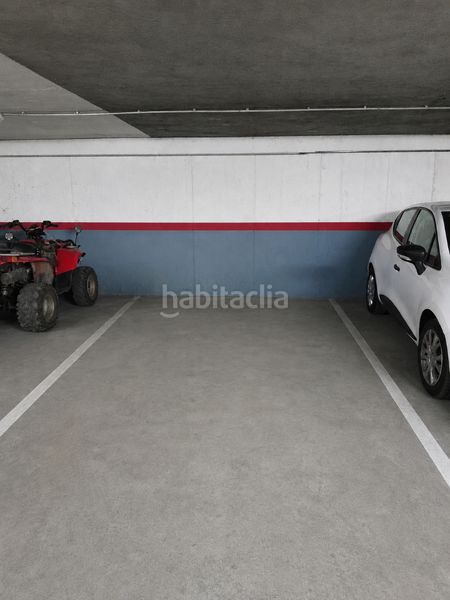 Foto e1a231b0-9304-4ede-b835-995215a9be74. Aparcament cotxe a Casco Urbano Vinaròs