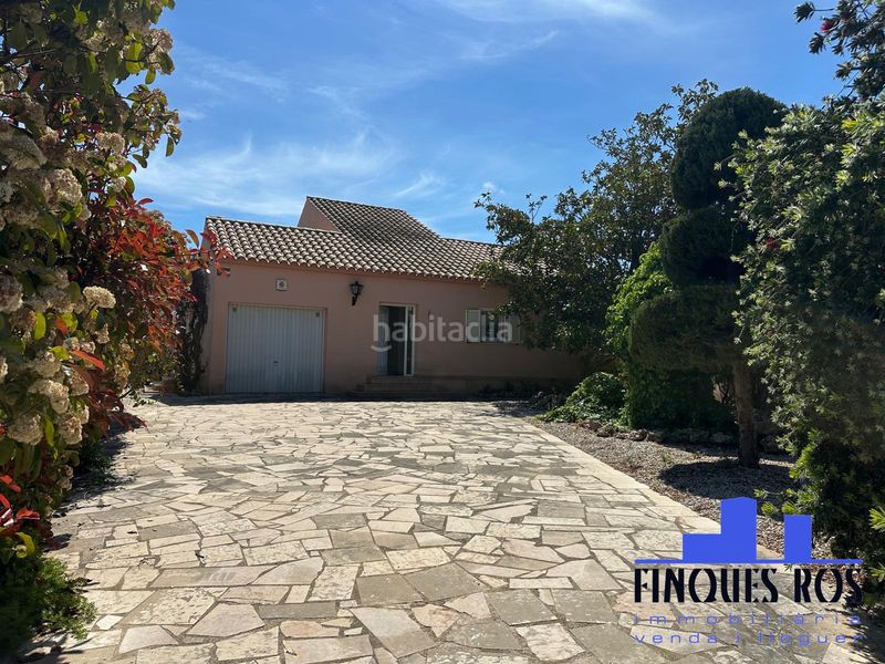 Foto c706185f-48c9-4021-92fa-31c32b123721. Xalet amb xemeneia calefacció aparcament piscina a Vinaròs