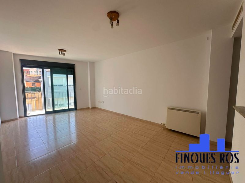 Foto d786894a-d3a4-436b-acf4-224669887548. Pis a Casco Urbano Vinaròs