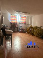 Local Comercial a Casco Urbano