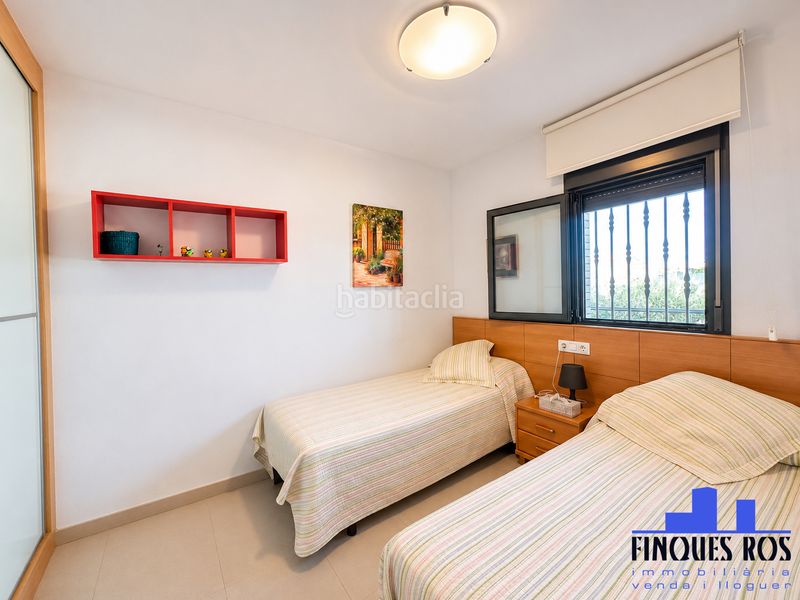 Foto 2f33aa36-d239-443a-9a15-b8b5a2fc3ebb. Apartament amb calefacció aparcament piscina a Les Salines Vinaròs