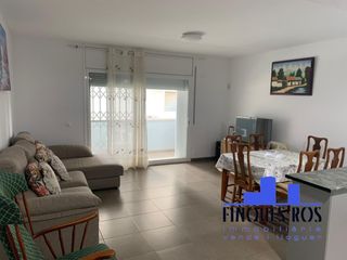 Appartement in Casco Urbano. Piso con parking y piscina comunitaria en casco urbano