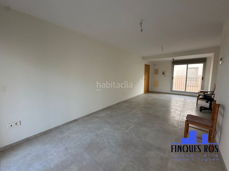 Foto aab4a145-5985-4215-9f8b-e71c85f948c3. Pis amb calefacció aparcament a Casco Urbano Vinaròs
