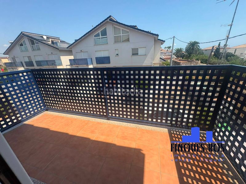 Foto b391f677-770f-4447-a3b2-3b71d2871c74. Casa adossada amb aparcament piscina a Boverals-Saldonar Vinaròs